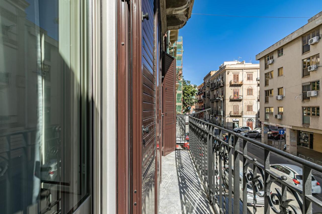 La Casa Di Martina - Palermo Central Apartments Bagian luar foto